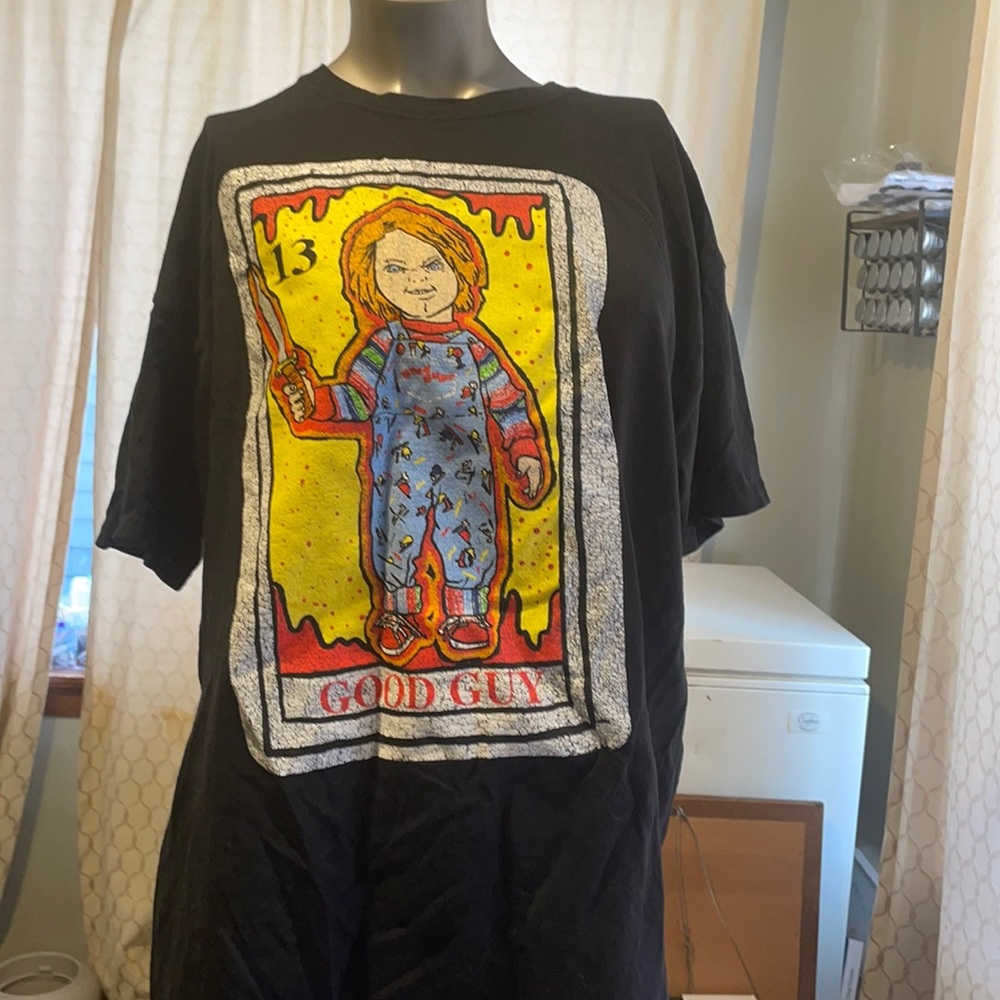 Chunky tshirt x large good guy